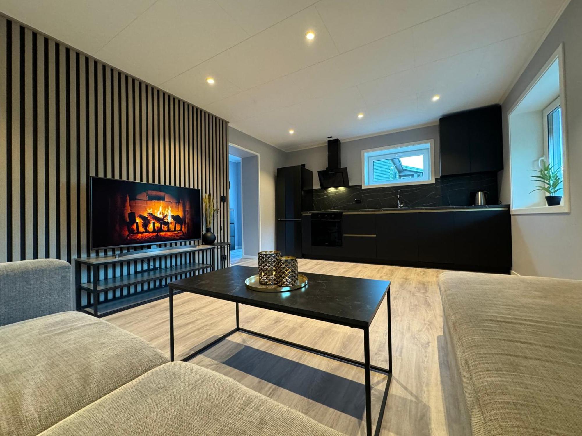 Dalen Apartment Странда Екстериор снимка